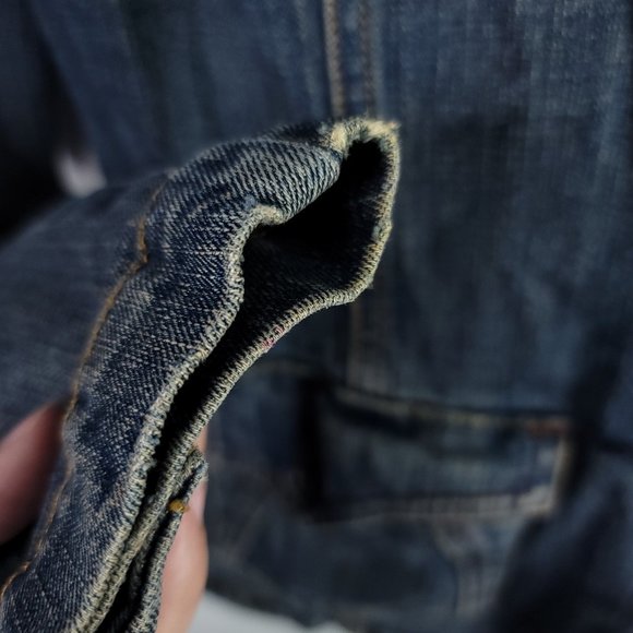 Levis ladies fitted jean jacket with pockets - Picture 5 of 6